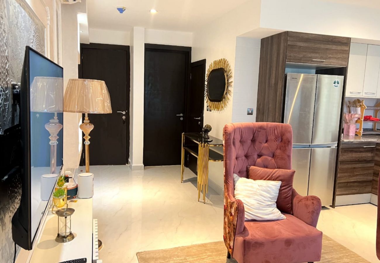Apartment in Lagos - Adorable 1_Bed Apartment with a Gym | Victoria Island