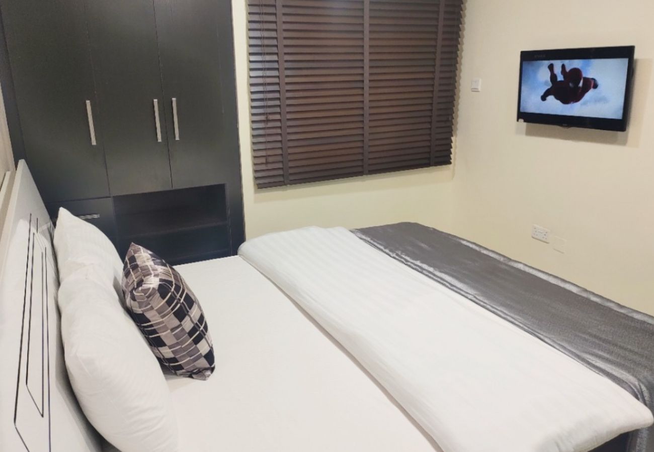Apartment in Abuja - Exquisite -1 Bedroom Apartment With Courtyard And Patio | Wuse 2