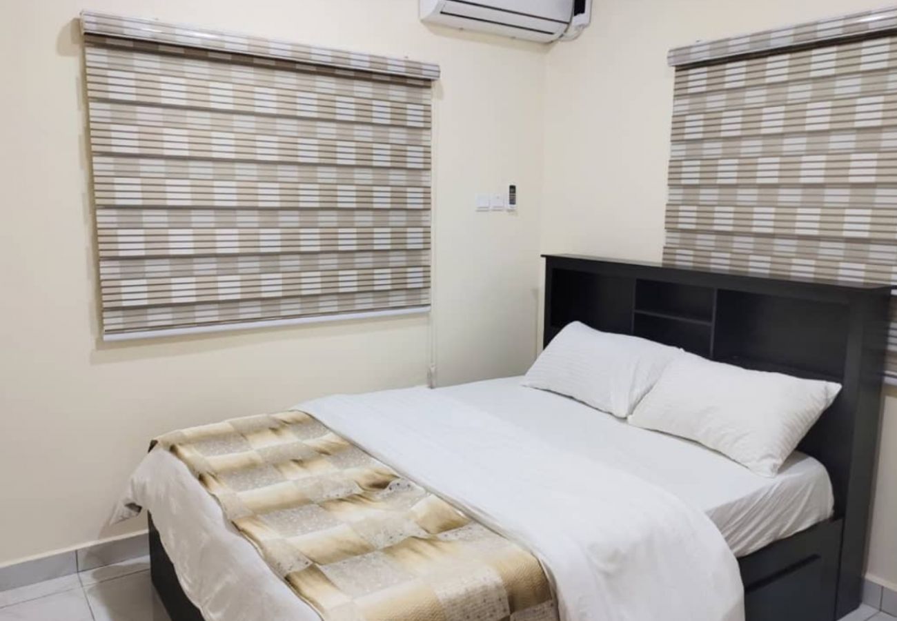 Apartment in Abuja - Unique - 2 Bedroom Apartment With Patio And Backyard | Wuse 2