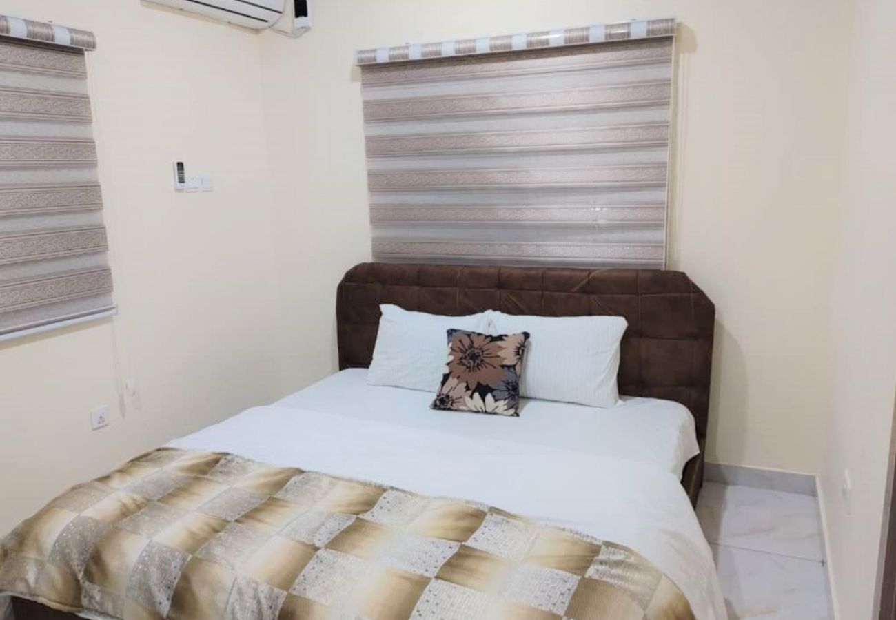 Apartment in Abuja - Unique - 2 Bedroom Apartment With Patio And Backyard | Wuse 2