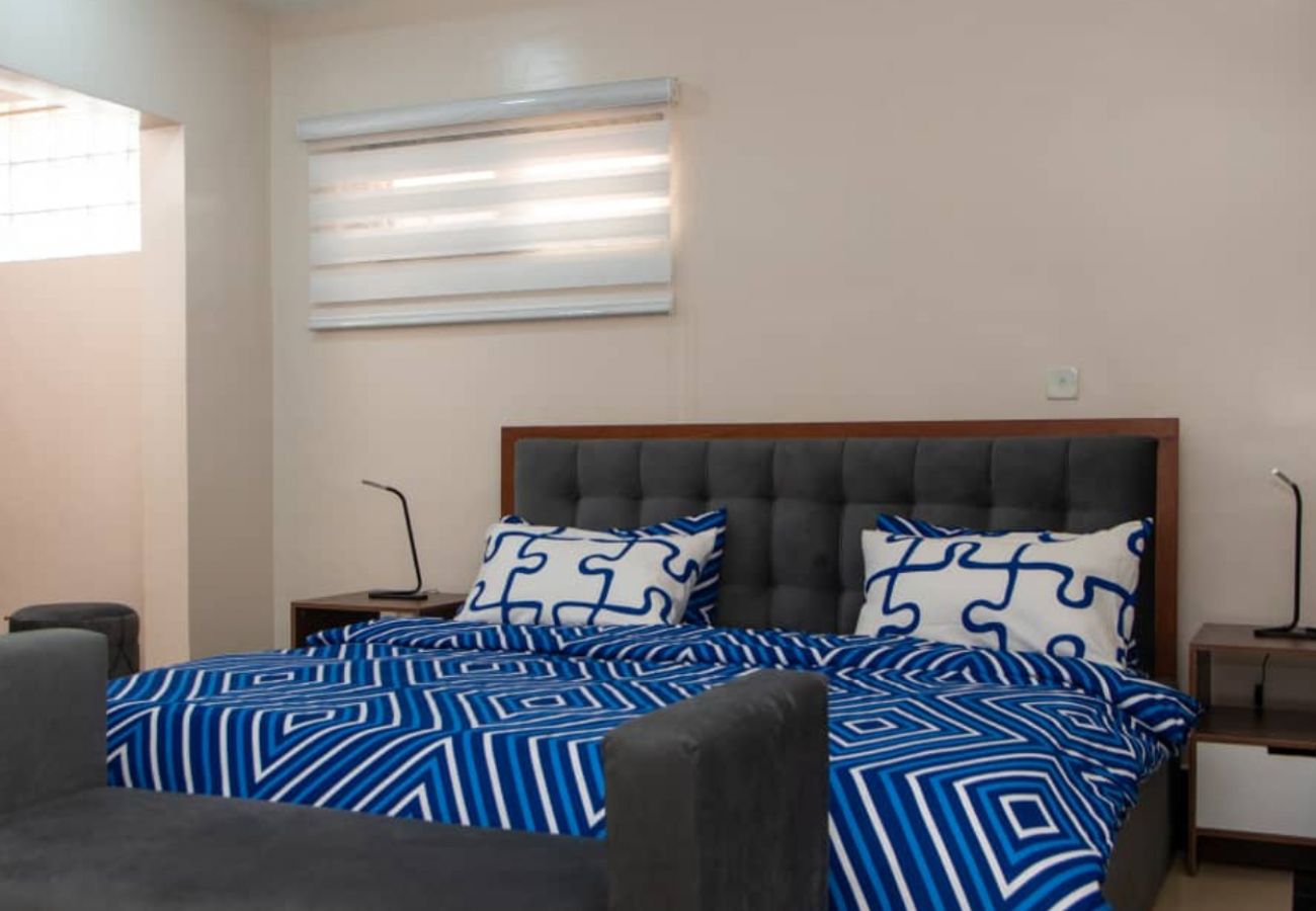 Apartment in Lagos - Beautiful 2 bedroom apartment | shonibare estate, Maryland 