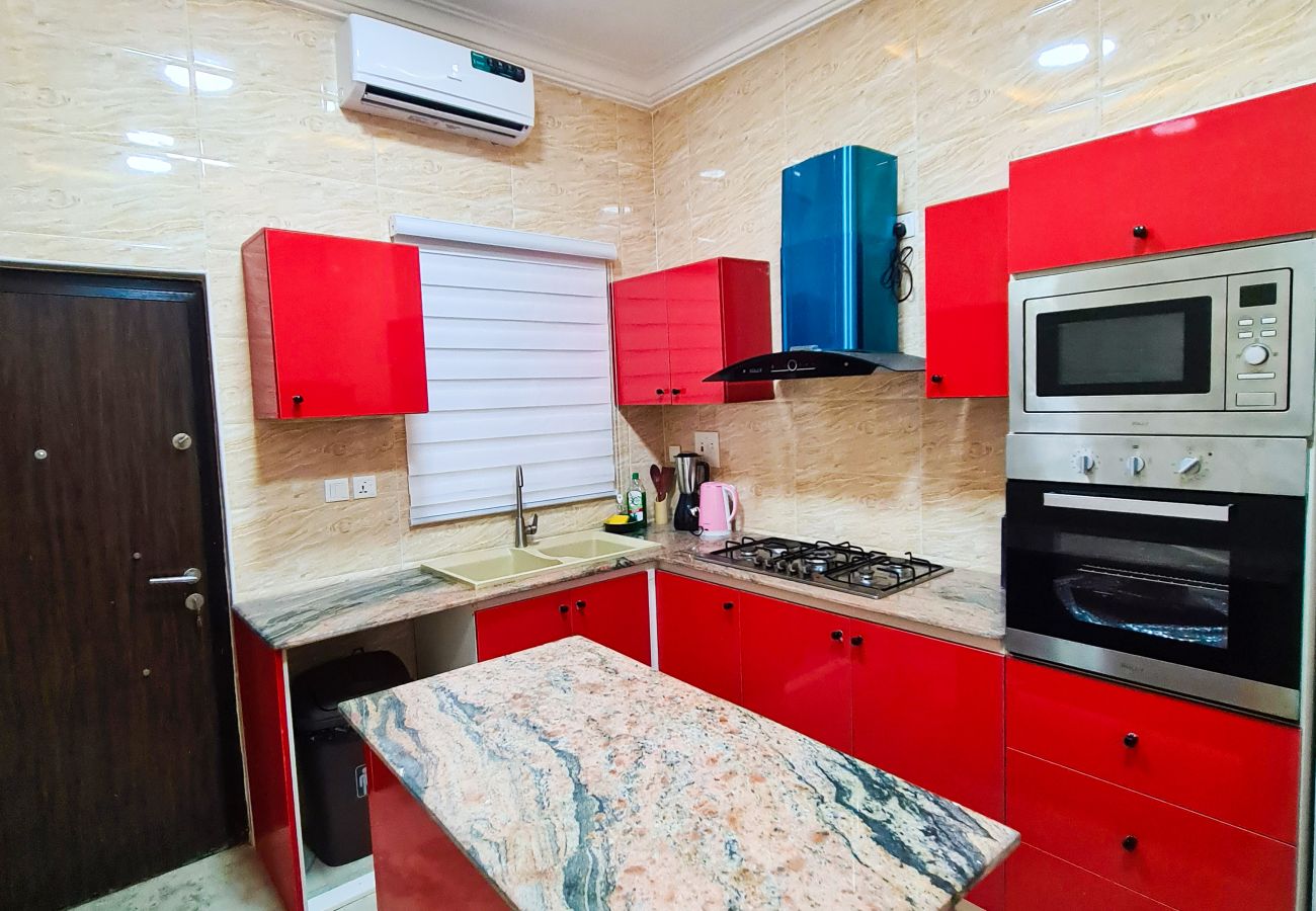 Apartment in Lekki - Lovely 4 bedroom duplex  with PS5 and Video games | Chevron alternative route lekki