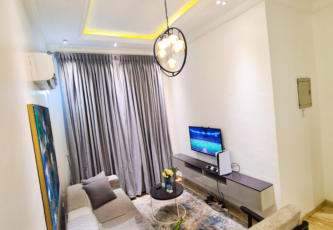 Apartment in Lekki - Lovely 4 bedroom duplex  with PS5 and Video games | Chevron alternative route lekki