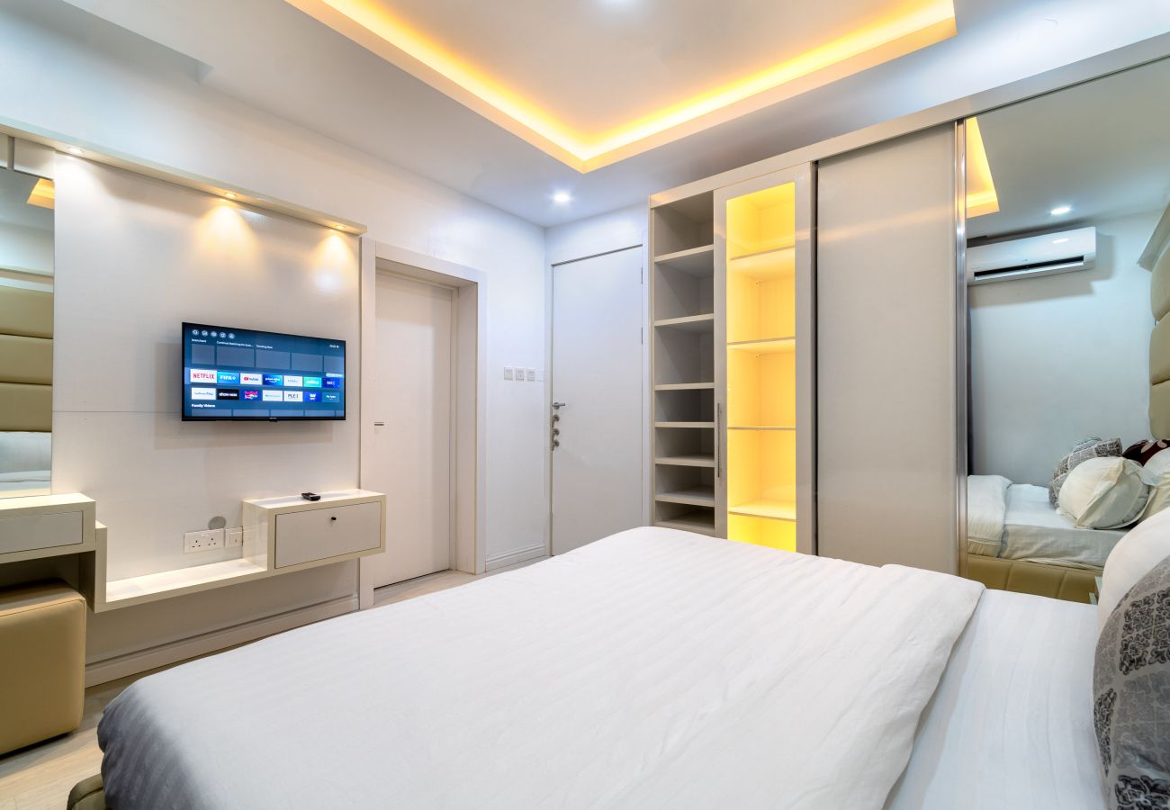 Apartment in Lekki - Comfy 2 bedroom apartment with open-style kitchen | marwa, Lekki
