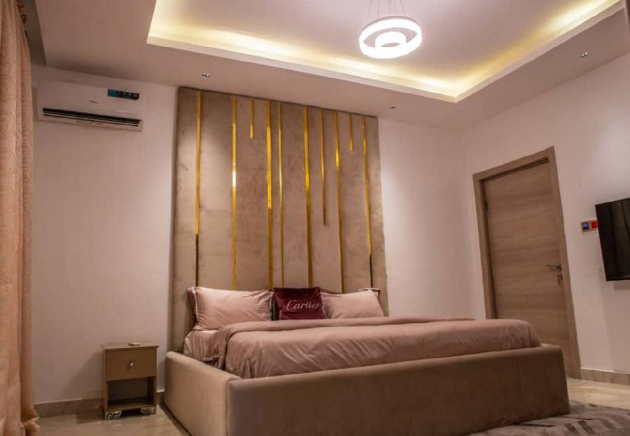Apartment in Lagos - Attractive 3 bedroom | Banana island estate