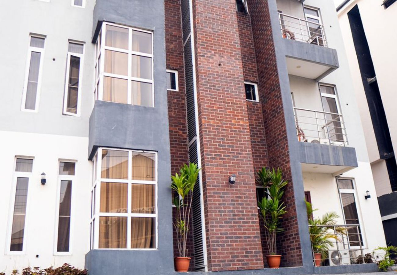 Apartment in Lekki - Lovely 2 bedroom apartment | Lekki, Epe-expressway (Close to Chevy view estate)-Solar Inverter