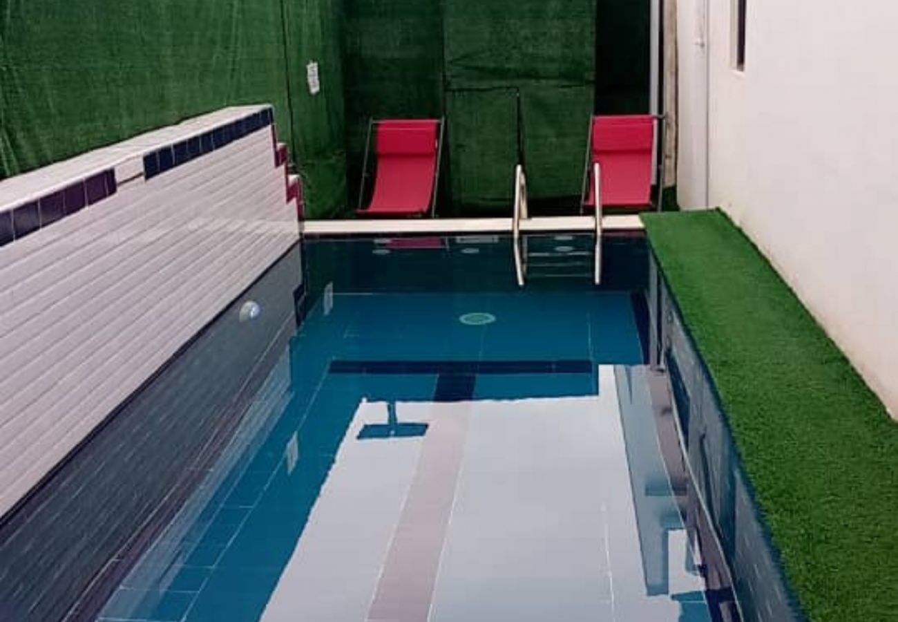 House in Abuja - Classy 4 bedroom duplex with swimming pool and snooker| Karsana, Aso garden estate