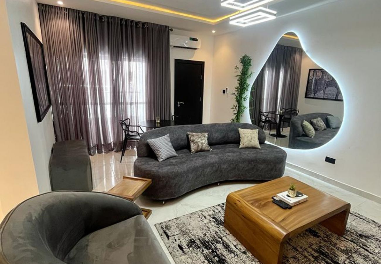 Apartment in Lekki - Admirable 2-bedroom apartment with swimming pool | Ikate, Lekki