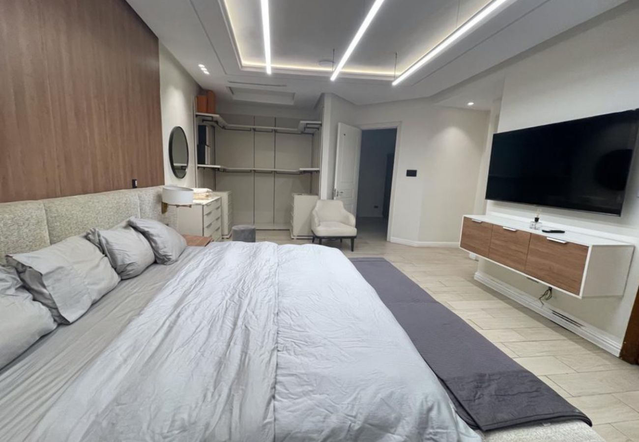 Apartment in Lekki - Classy 4 bedroom duplex with swimming pool l Ologolo, Lekki 